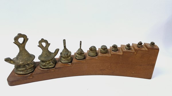 Lot 1169 - OPIUM WEIGHTS