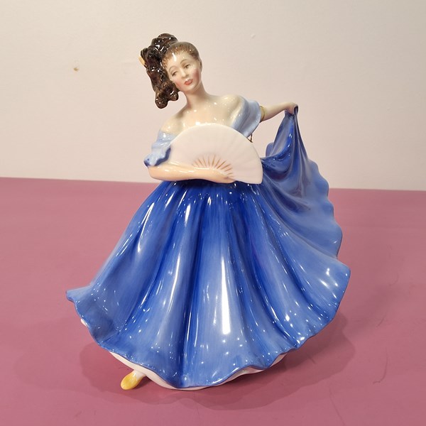 Lot 1274 - ROYAL DOULTON FIGURE