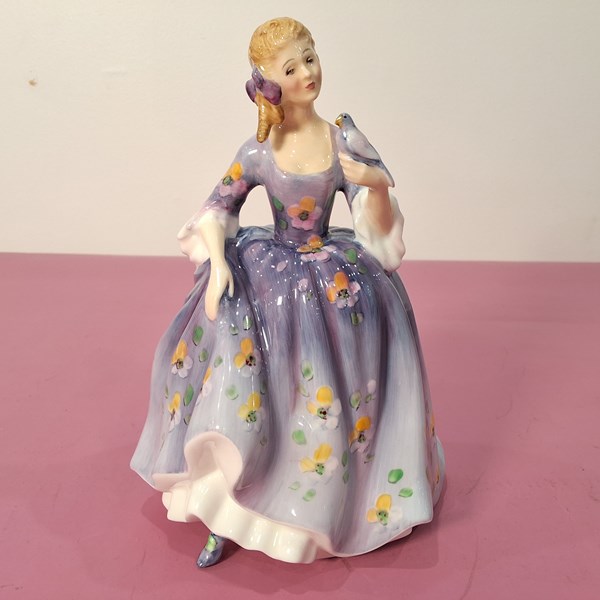 Lot 1286 - ROYAL DOULTON FIGURE