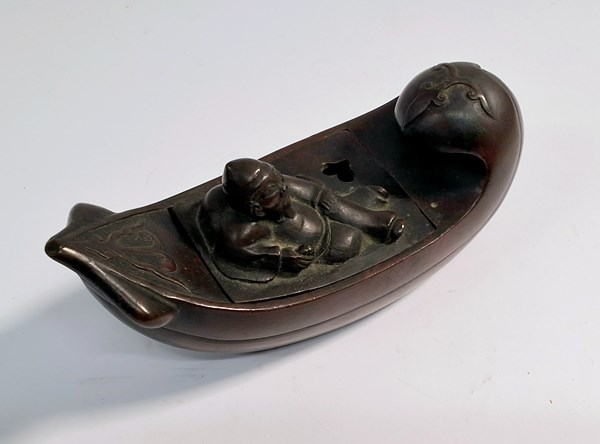 Lot 1160 - BRONZE CENSER