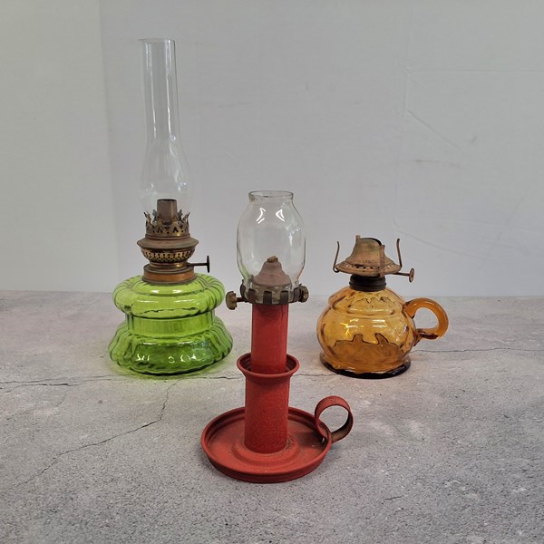 Lot 1182 - KEROSENE LAMPS