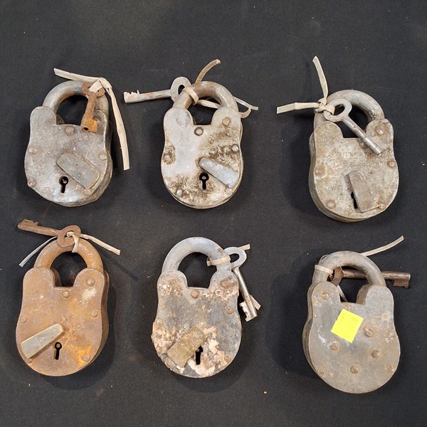 Lot 1352 - PADLOCKS