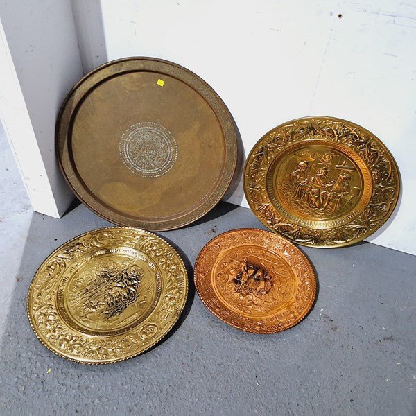 Lot 149 - EMBOSSED DISCS