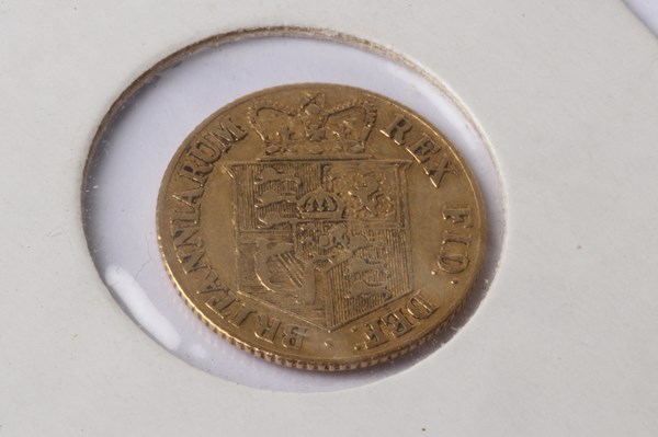 Lot 1064 - GOLD COIN