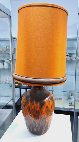 Lot 1524 - MID-CENTURY LAMP