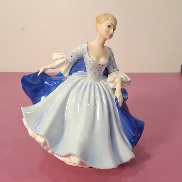 Lot 1245 - ROYAL DOULTON FIGURE