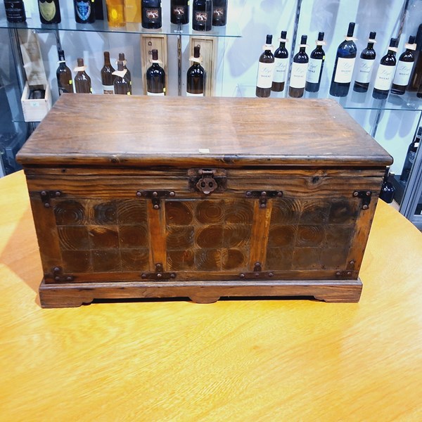 Lot 217 - TRUNK