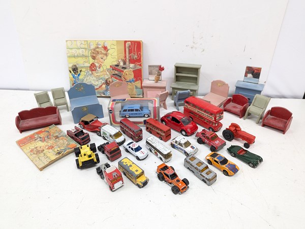 Lot 1431 - TOY CARS