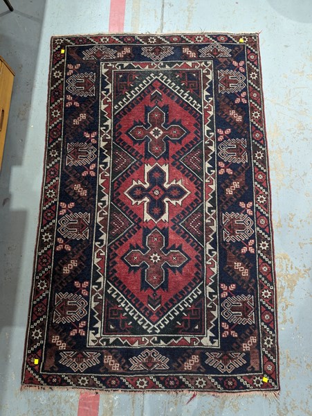 Lot 225 - RUG