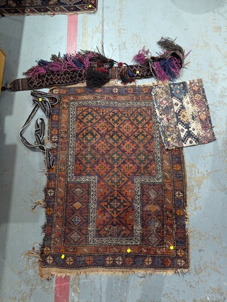 Lot 172 - RUGS AND FABRIC