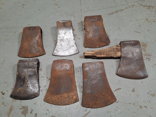 Lot 384 - AXE HEADS