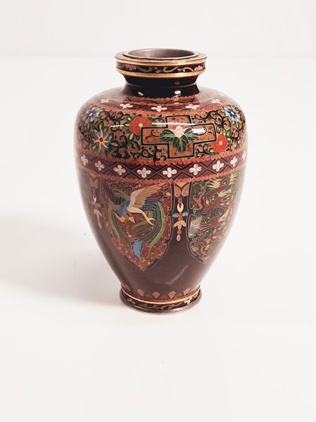 Lot 1060 - CLOISONNE VASE