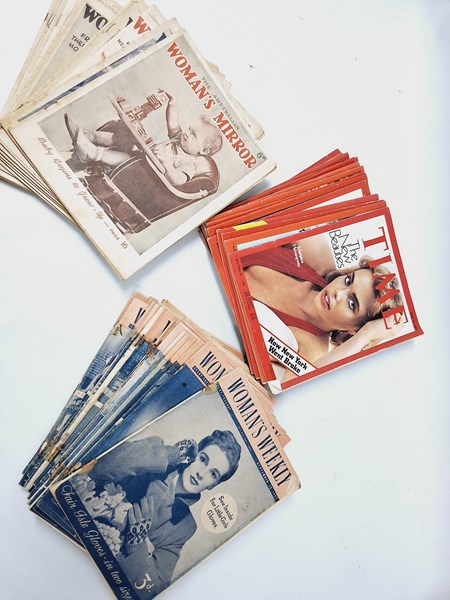 Lot 1227 - VINTAGE MAGAZINES