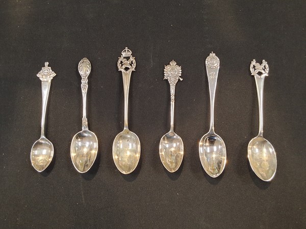 Lot 1087 - SILVER SPOONS