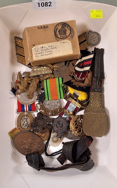 Lot 1082 - BADGES & MEDALS