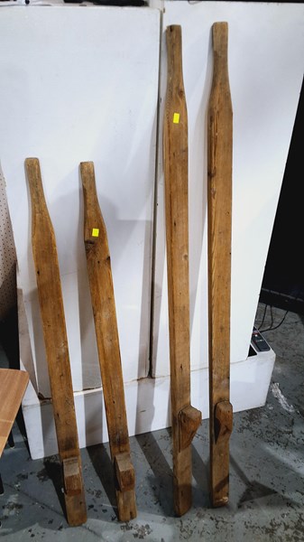 Lot 76 - STILTS