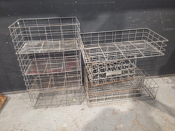 Lot 366 - WIRE CRATES