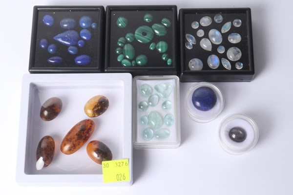 Lot 1056 - GEMSTONES