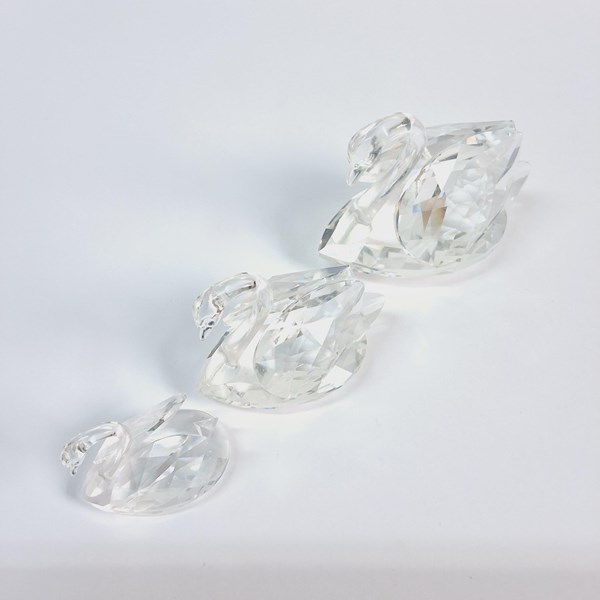 Lot 1062 - SWAROVSKI CRYSTAL SWANS