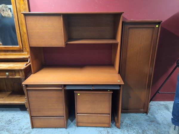 Lot 47 - HOME OFFICE SUITE