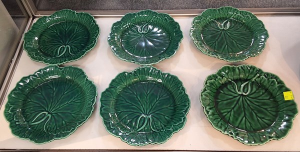 Lot 1400 - WEDGWOOD PLATES