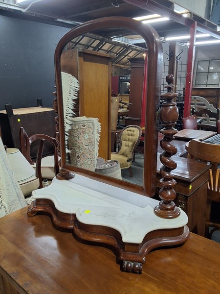 Lot 274 - DRESSING TABLE MIRROR