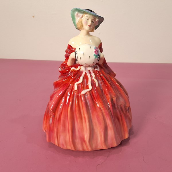 Lot 1211 - ROYAL DOULTON FIGURE