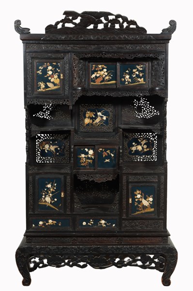 Lot 112 - SHIBAYAMA DISPLAY CABINET