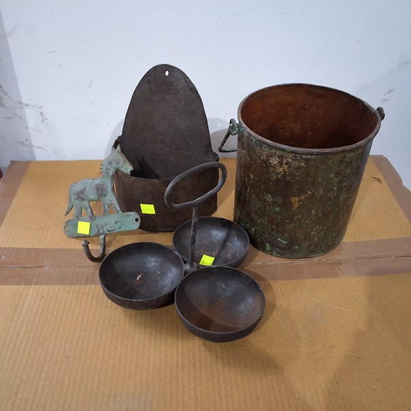 Lot 288 - RUSTIC SUNDRIES