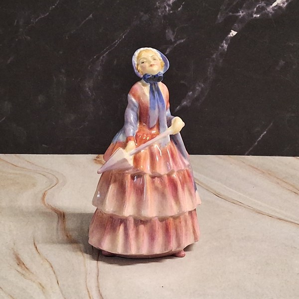 Lot 1174 - ROYAL DOULTON FIGURE