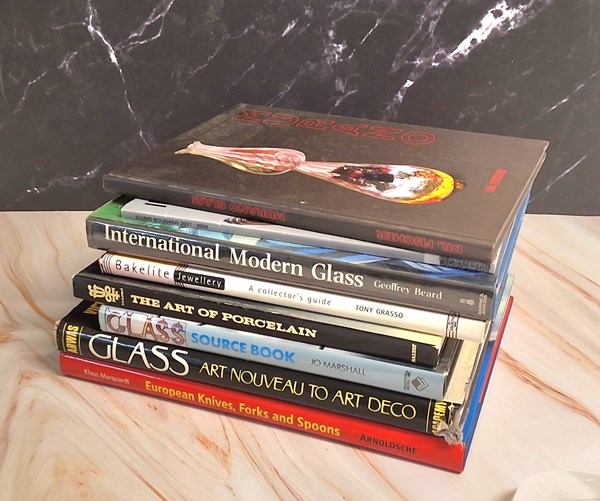 Lot 1155 - REFERENCE BOOKS