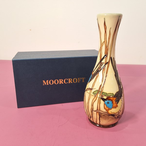 Lot 1227 - MOORCROFT VASE