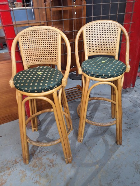 Lot 224 - BARSTOOLS