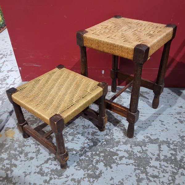 Lot 104 - STOOLS