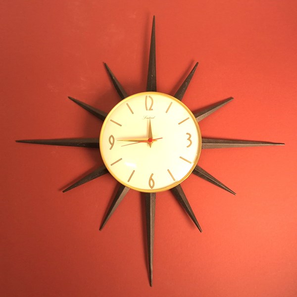 Lot 1082 - STARBURST CLOCK