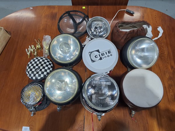 Lot 1443 - CAR SPOTLIGHTS