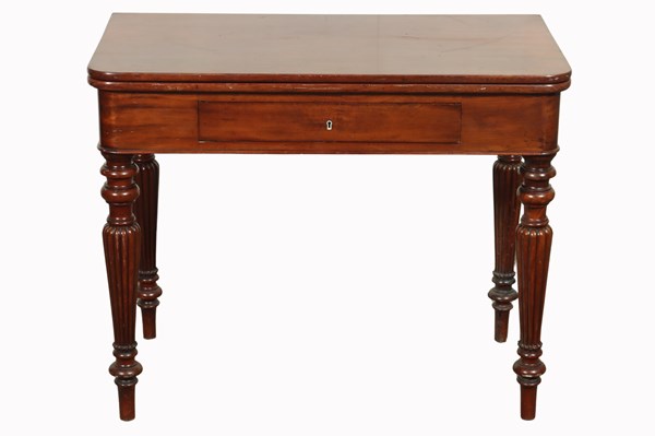 Lot 79 - TEA TABLE