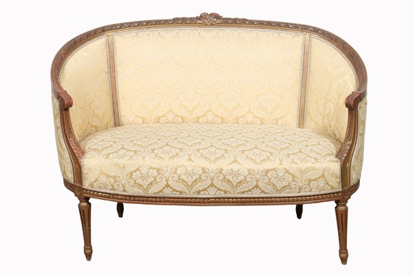 Lot 63 - FRENCH TUB LOUNGE