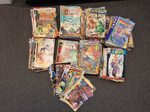 Lot 1169 - COMICS