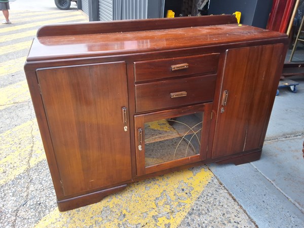 Lot 196 - SIDEBOARD