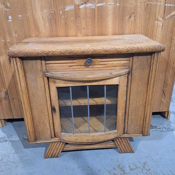 Lot 209 - SIDE CABINET