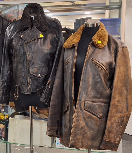 Lot 1423 - LEATHER JACKETS