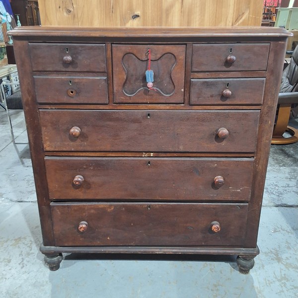 Lot 332 - CHEST OF DRAWERS