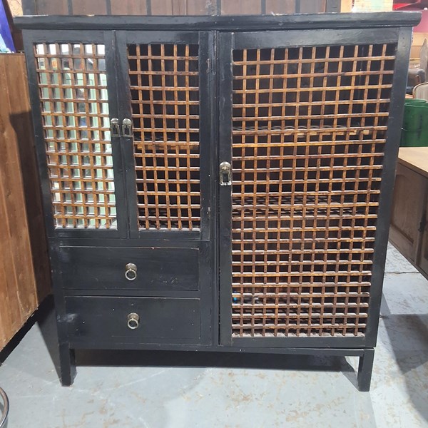 Lot 248 - ORIENTAL CABINET