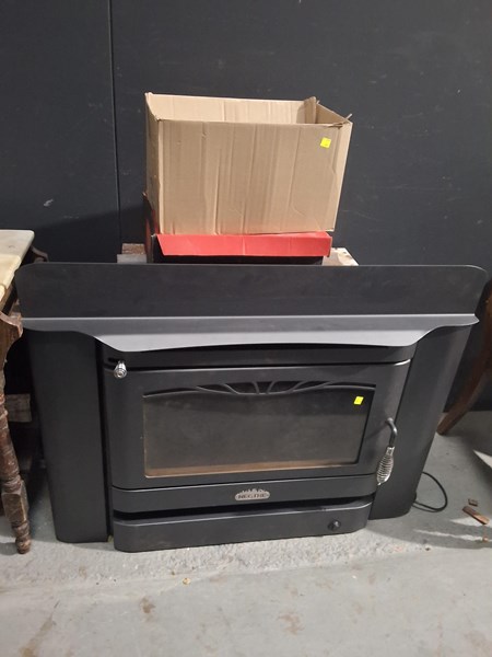 Lot 274 - WOOD BURNER