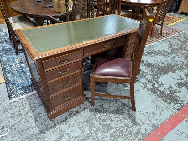 Lot 59 - DESK AND CHAIR