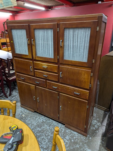 Lot 121 - KITCHEN DRESSER