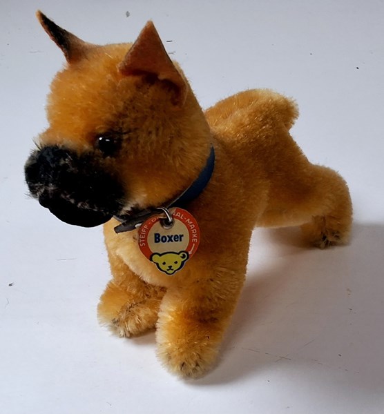 Lot 1056 - STEIFF TOY