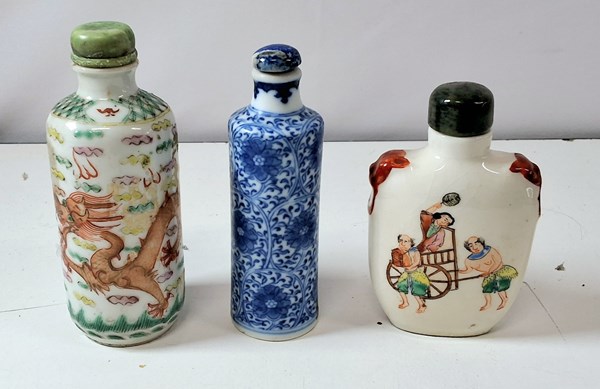 Lot 1048 - SNUFF BOTTLES