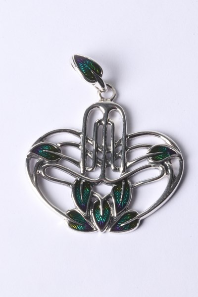 Lot 1033 - SILVER PENDANT